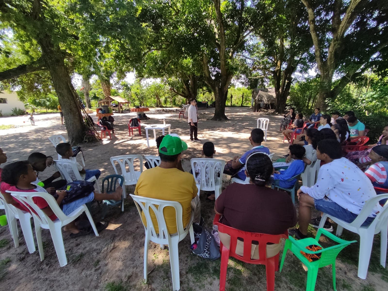 Charla sobre la familia, viaje misionero, Bolívar, 2022